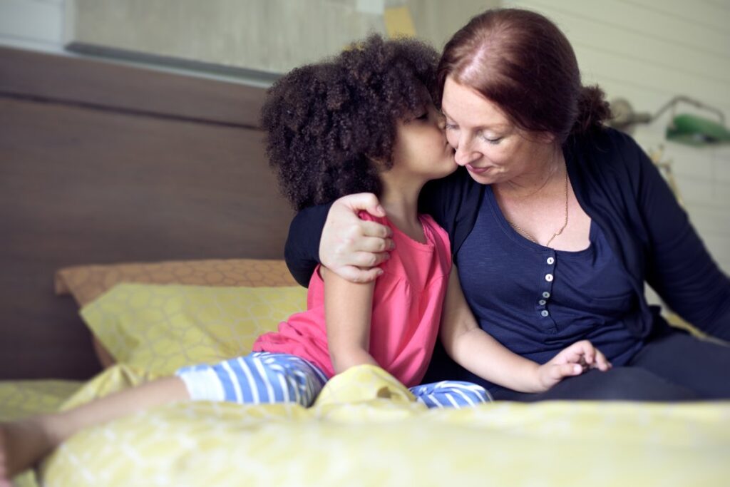conexion TBRI acogimiento madre hija vínculo